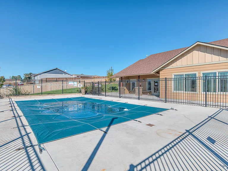 Wild Horse Mesa Apartments — Photo 4