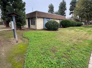 461 Minnewawa Ave APT 101, Clovis, CA 93612