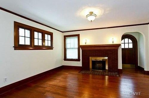 3rd image of 446 S Elmwood Dr
