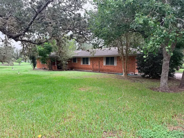 511 O'Brien Rd, Refugio, TX 78377