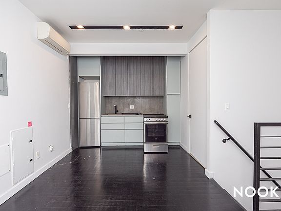 2nd image of 225 Winthrop St #1L