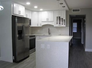 212 Preston E #F, Boca Raton, FL 33434