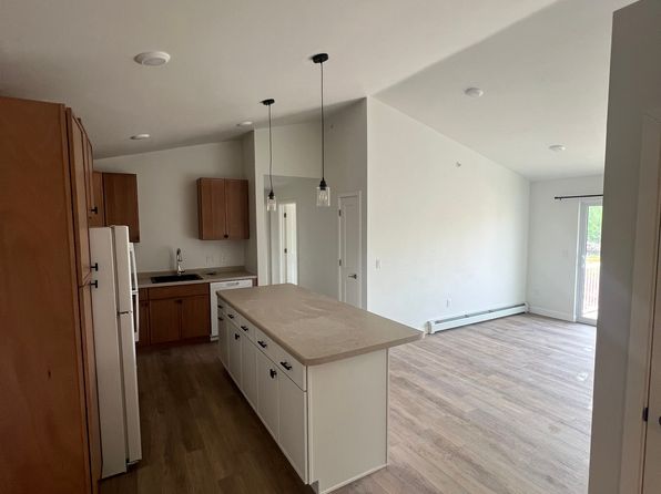 141 Highview Rd APT 8