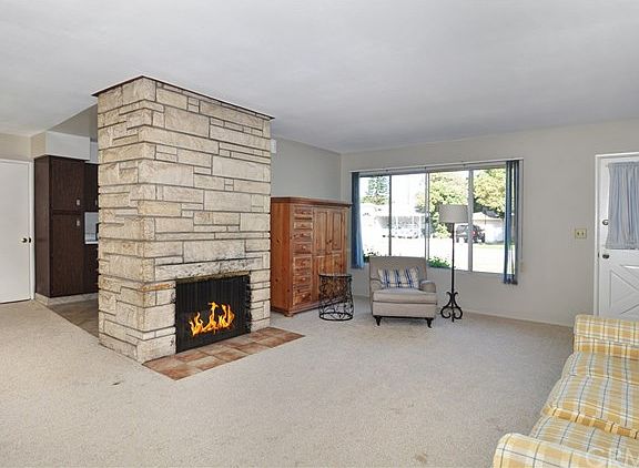 4th image of 12091 Movius Dr