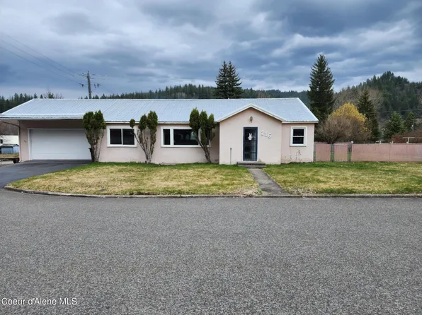 216 W Oak Ave, Osburn, ID 83849