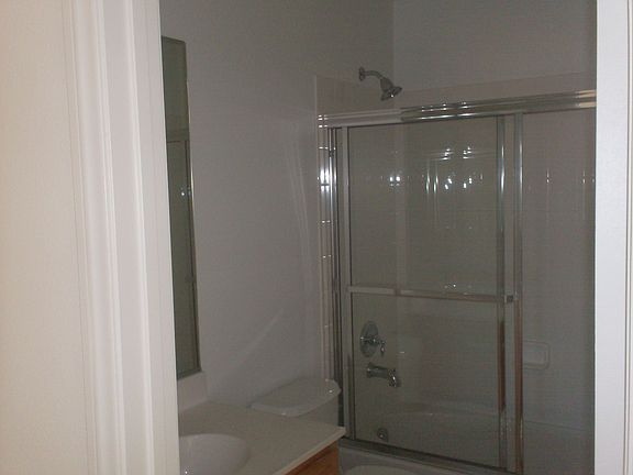 8058 Diamond Gorge Las Vegas Home rental Bath_03132016