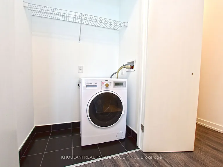 77 Shuter St #Penthouse 08 — Photo 15