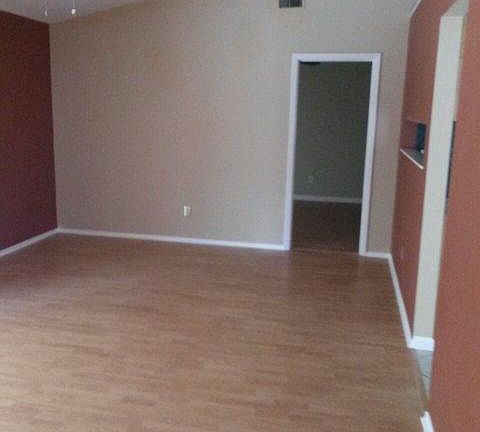 4th image of 226 SW Moselle Avenue