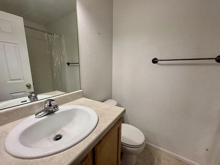 19047 E 57th Pl — Photo 12