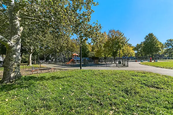 Rented by Corcoran | media 16