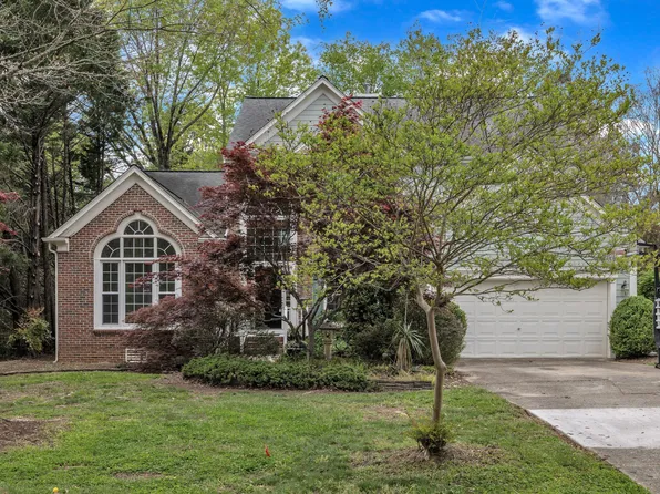 4 Taulton Ct, Durham, NC 27705
