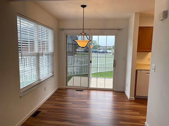 4th image of 762 Hampton Ct APT 4