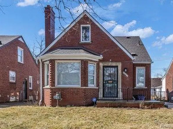 18653 Strathmoor St, Detroit, MI 48235