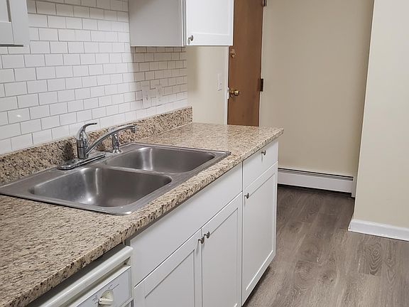 5th image of 1159 Douglas Ave