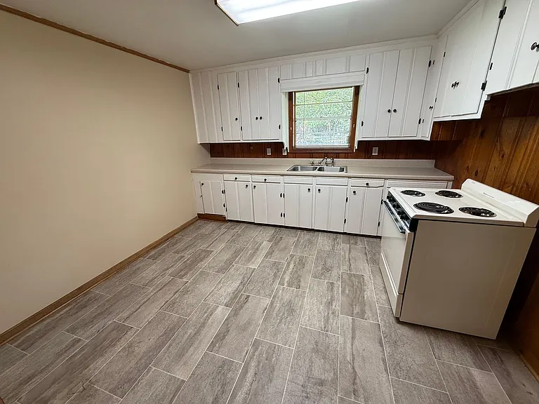 17 Oxford Pl NW — Photo 5