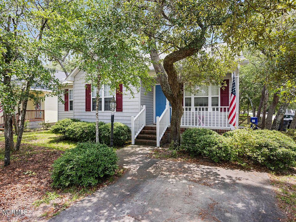 1st image of 302 NE 46th Street