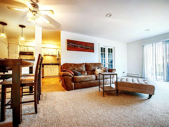 4th image of 10389 Dearlove Rd