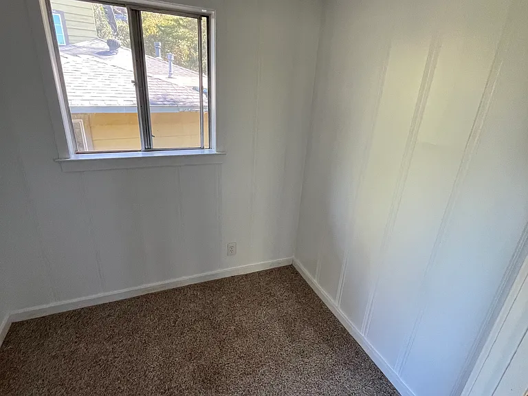 24776 Cabrillo St #2 — Photo 10