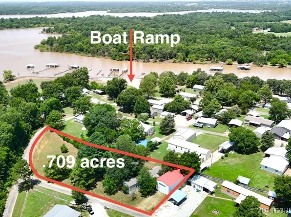 421823 E 1163rd Rd, Eufaula, OK 74432