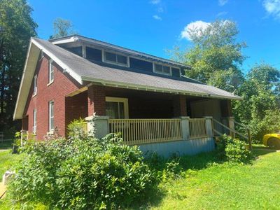 39 Erie Ave, Irvine, PA, 16329