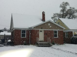 548 Rutledge St, Gary, IN 46404