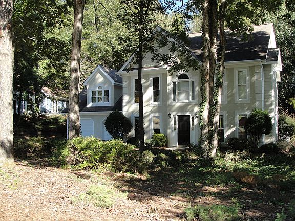 2nd image of 310 Lamella Ln