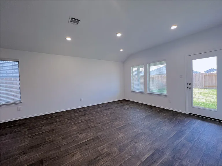21227 Alder Oaks Dr — Photo 10