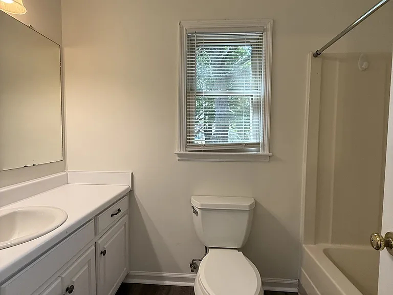 104 Shaverlee Ct — Photo 20