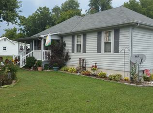 329 Shenandoah Dr, Glade Spring, VA 24340