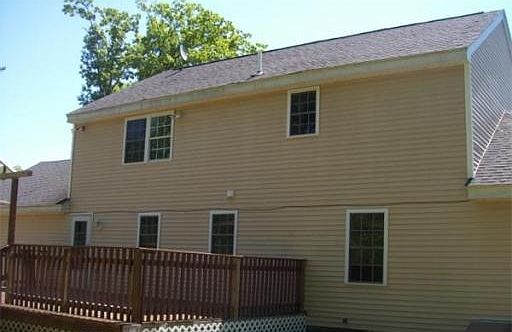 2nd image of 445 Wanoosnoc Rd