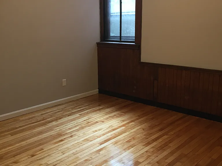 36 Abbott Street — Photo 52