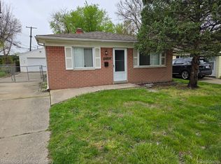25728 Amherst St, Dearborn Heights, MI 48125