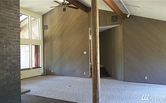 4th image of 824 Kristi Ct
