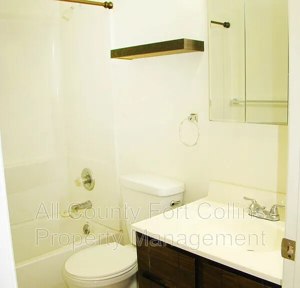 1730 Pecan St #A — Photo 10