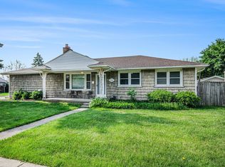 17844 Stephens Dr, Eastpointe, MI 48021