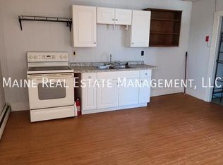 23 Newport Rd APT 4, Corinna, ME 04928