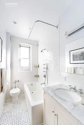 Sold by Sotheby's International Realty | media 10