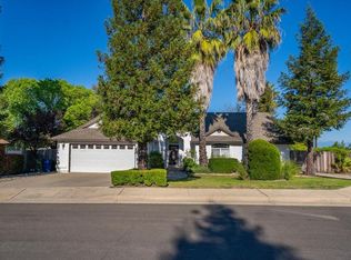 1119 River Ridge Dr, Redding, CA 96003