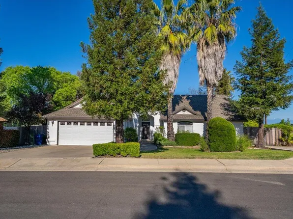 1119 River Ridge Dr, Redding, CA 96003