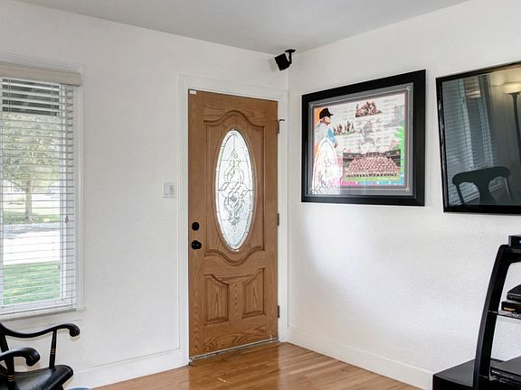 5th image of 6401 Templeton Dr
