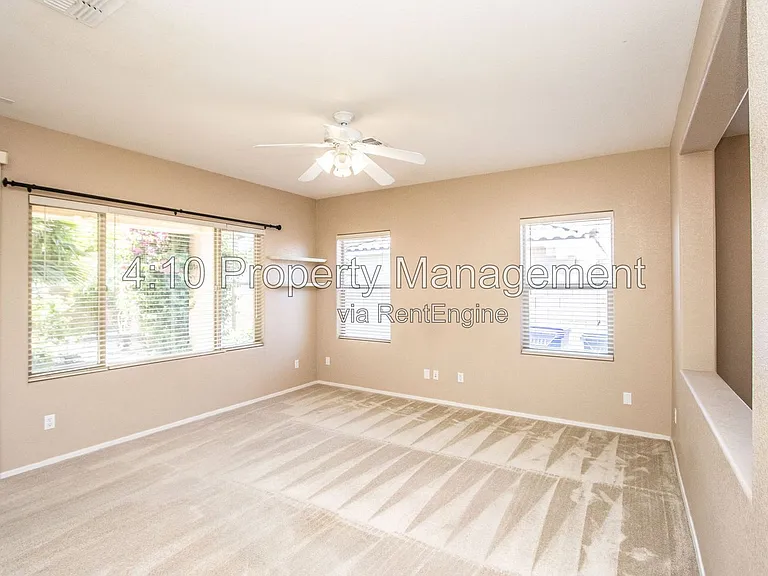 951 E Bellerive Pl — Photo 6