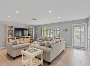 1268 Pompei Ln, Naples, FL 34103