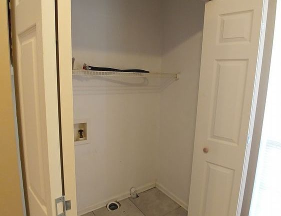 5th image of 89 Claiborne St