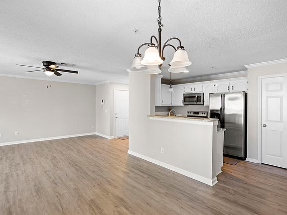 3rd image of 223 Quietwood Dr #223