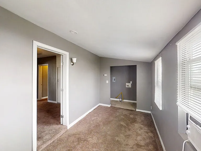 34059 Avenue J — Photo 5