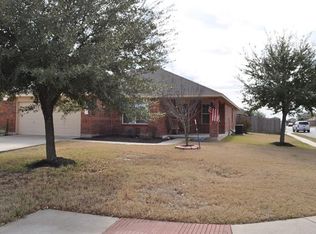 300 Bubbling Brook Dr, Hutto, TX 78634