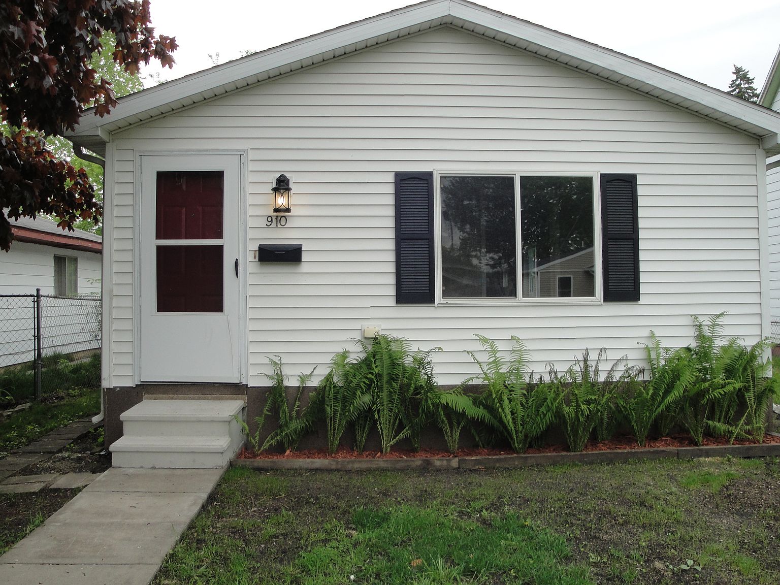 910 Hendricks St, Mishawaka, IN 46544 Zillow