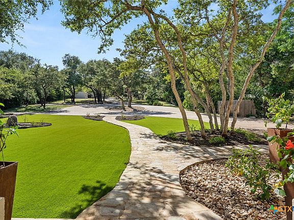 4th image of 15747 Booth Cir