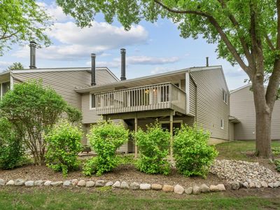 9146 Neill Lake Rd, Eden Prairie, MN, 55347