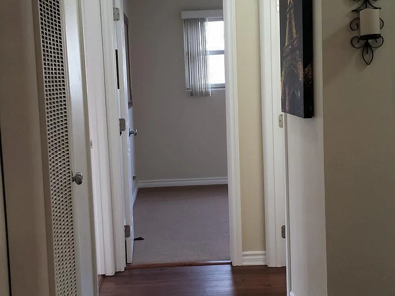 1106 Locust Ave #106 — Photo 7